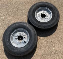 Camping trailer wheel & tyre PAIR | 18" | 4.00-8 00mm | 4" PCD | Silver rim